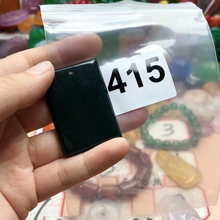 玛瑙/玉髓颈饰合金涟**风