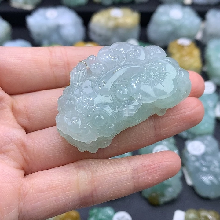 胖***子翡翠未镶嵌颈饰天然缅甸A货翡翠貔貅吊坠