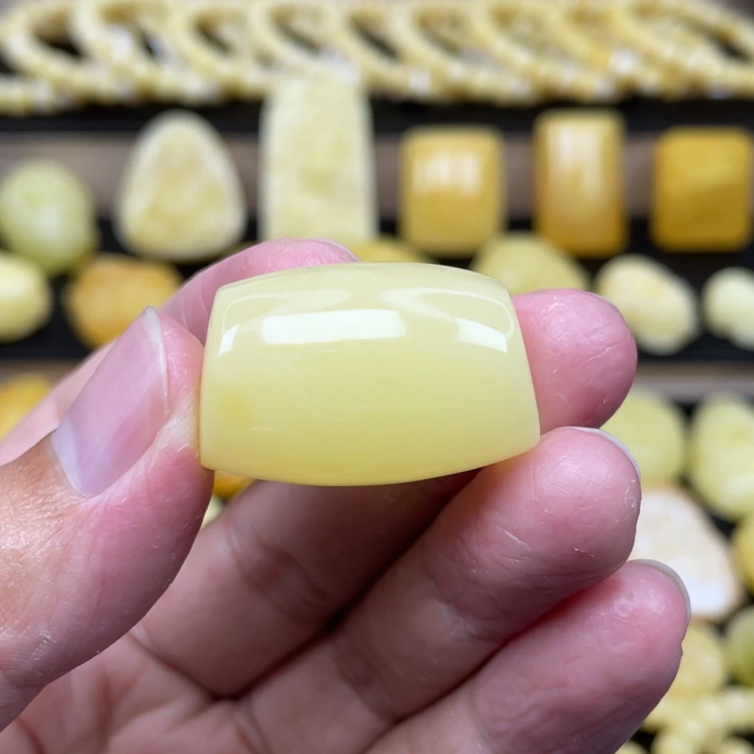 琥珀未镶嵌裸石琥珀蜜蜡