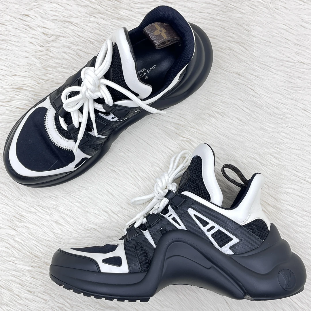 99新 LouisVuitton/路易威登 熊猫拱桥鞋 36.5码 公价9.9k 70145