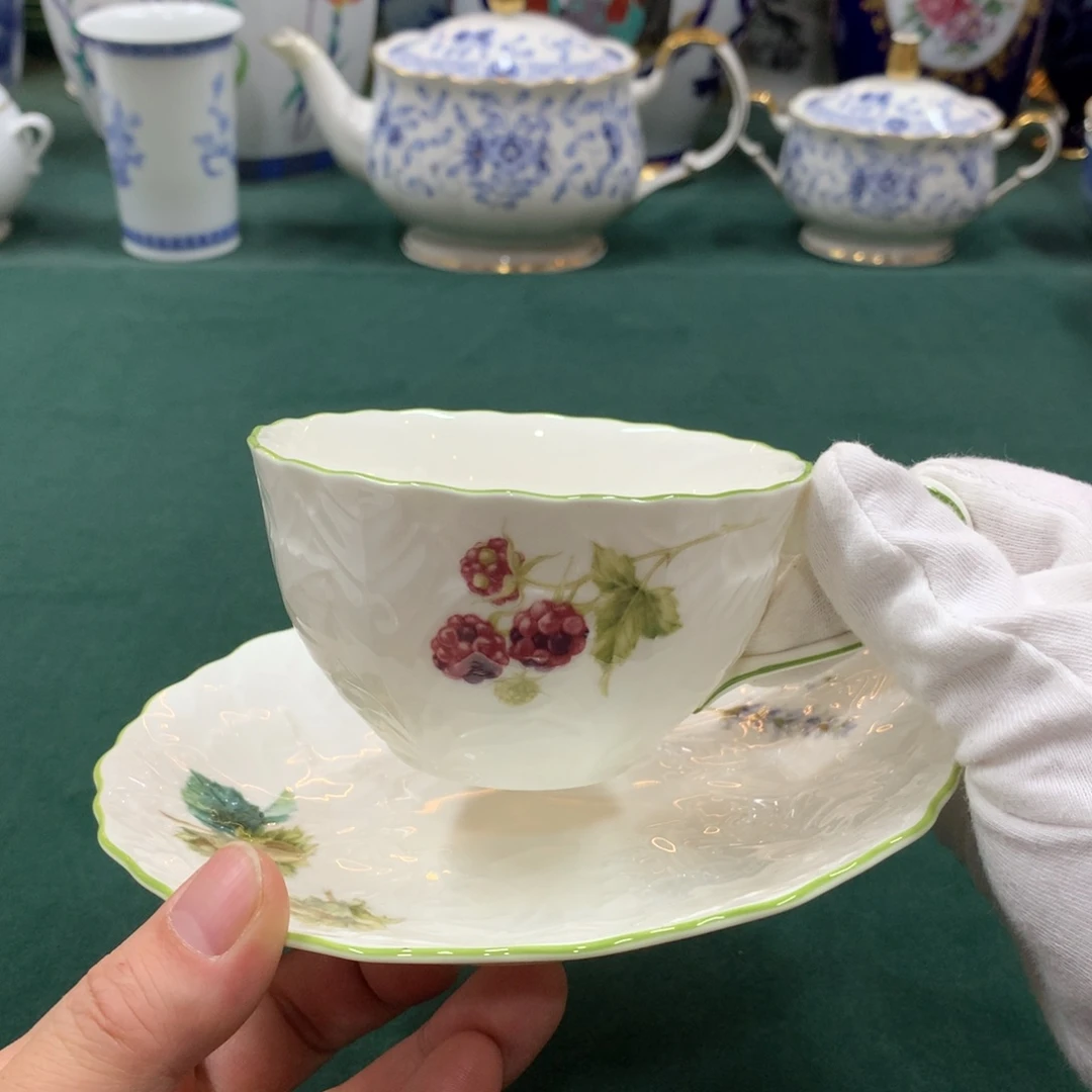 摆件全是大漂亮瓷器啊美美哒