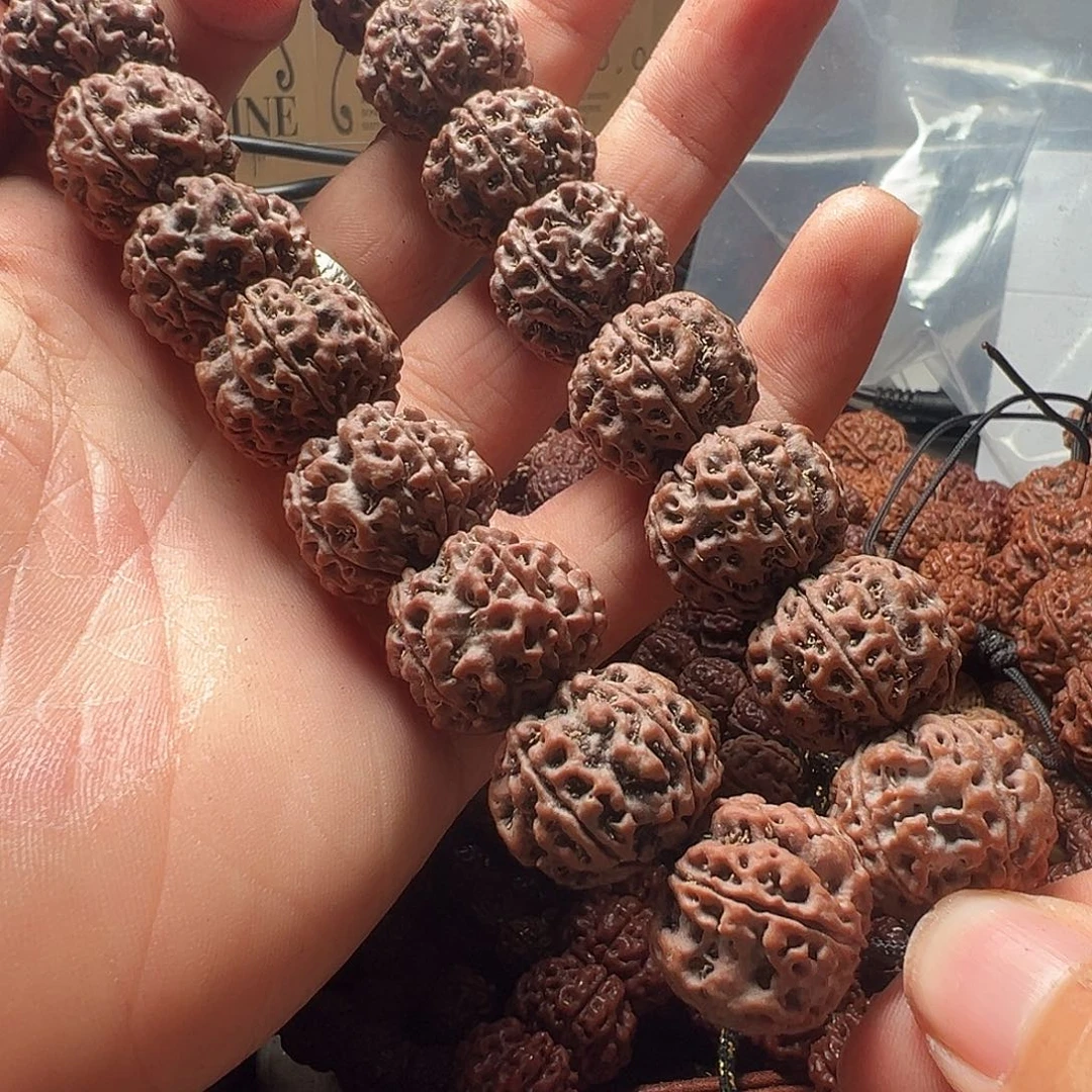 黑***儿吊坠金刚菩提金刚菩提手串