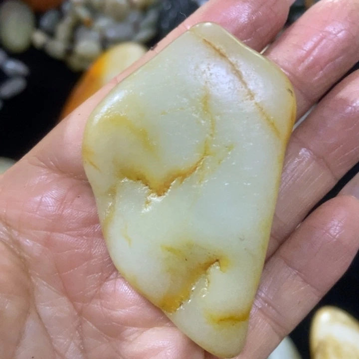 和田玉（糖玉）未镶嵌挂件