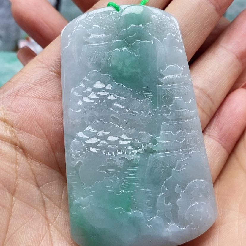 【闪购商品】翡翠颈饰未镶嵌?****?天然翡翠A货山水牌