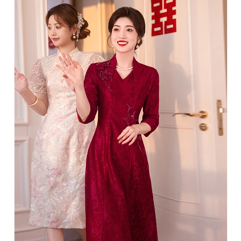 红色喜婆婆婚宴装旗袍年轻小个子女方妈妈婚礼礼服裙高贵洋气复古