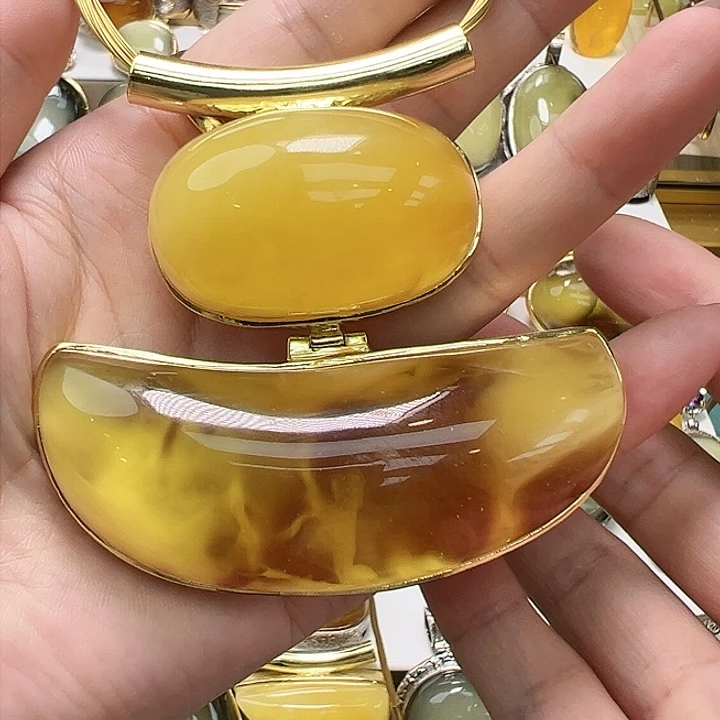 琥珀未镶嵌珠宝奇石