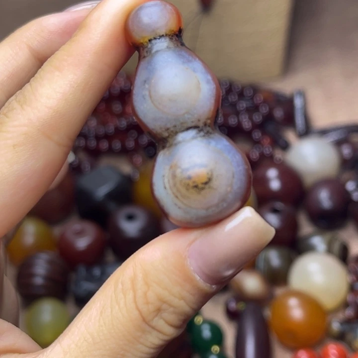 玛瑙/玉髓未镶嵌玛瑙珠子1111