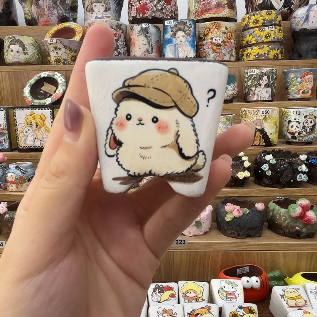 2345567789手绘花盆