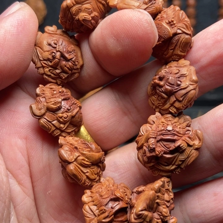 桃核龙纹手工钟馗