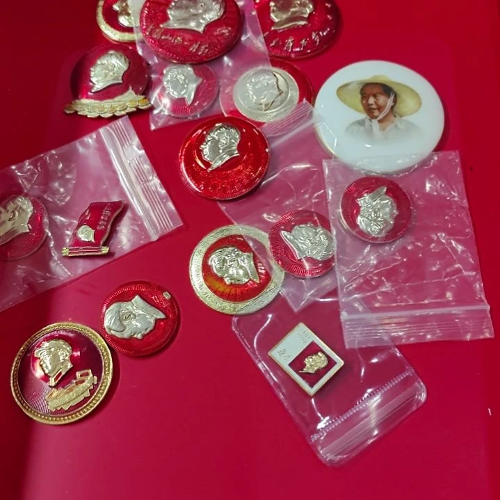 其他普通金属用****3纪念章