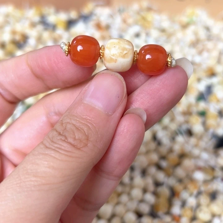 裸石蜜蜡未镶嵌10.4mm 两边9.7