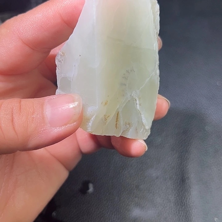 和田玉（糖玉）未镶嵌手镯