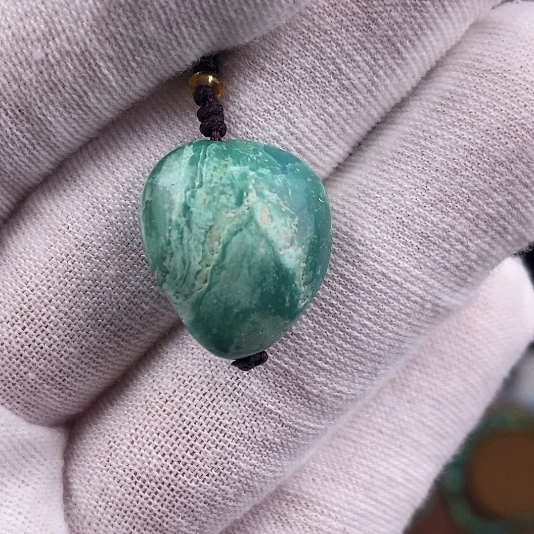 绿松石未镶嵌原矿