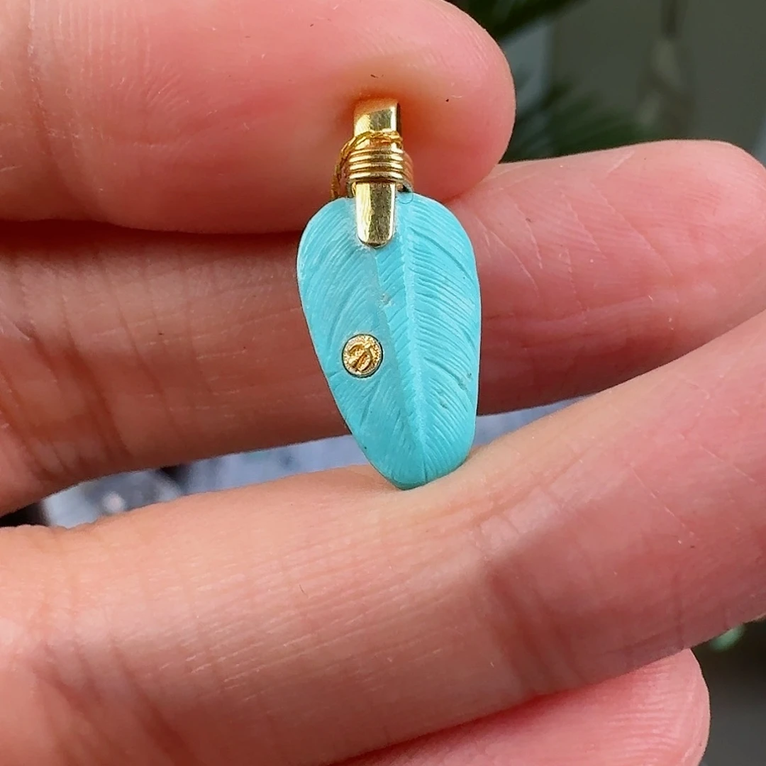 绿松石珠宝奇石18K金镶嵌