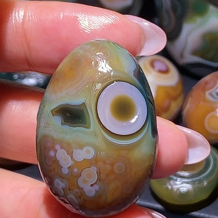 玛瑙/玉髓未镶嵌珠宝奇石5