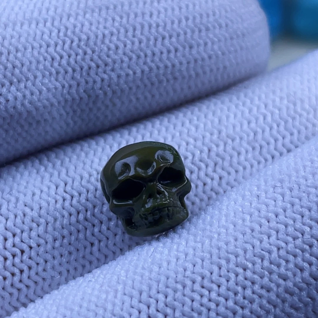 绿松石未镶嵌天然原矿绿松石雕件