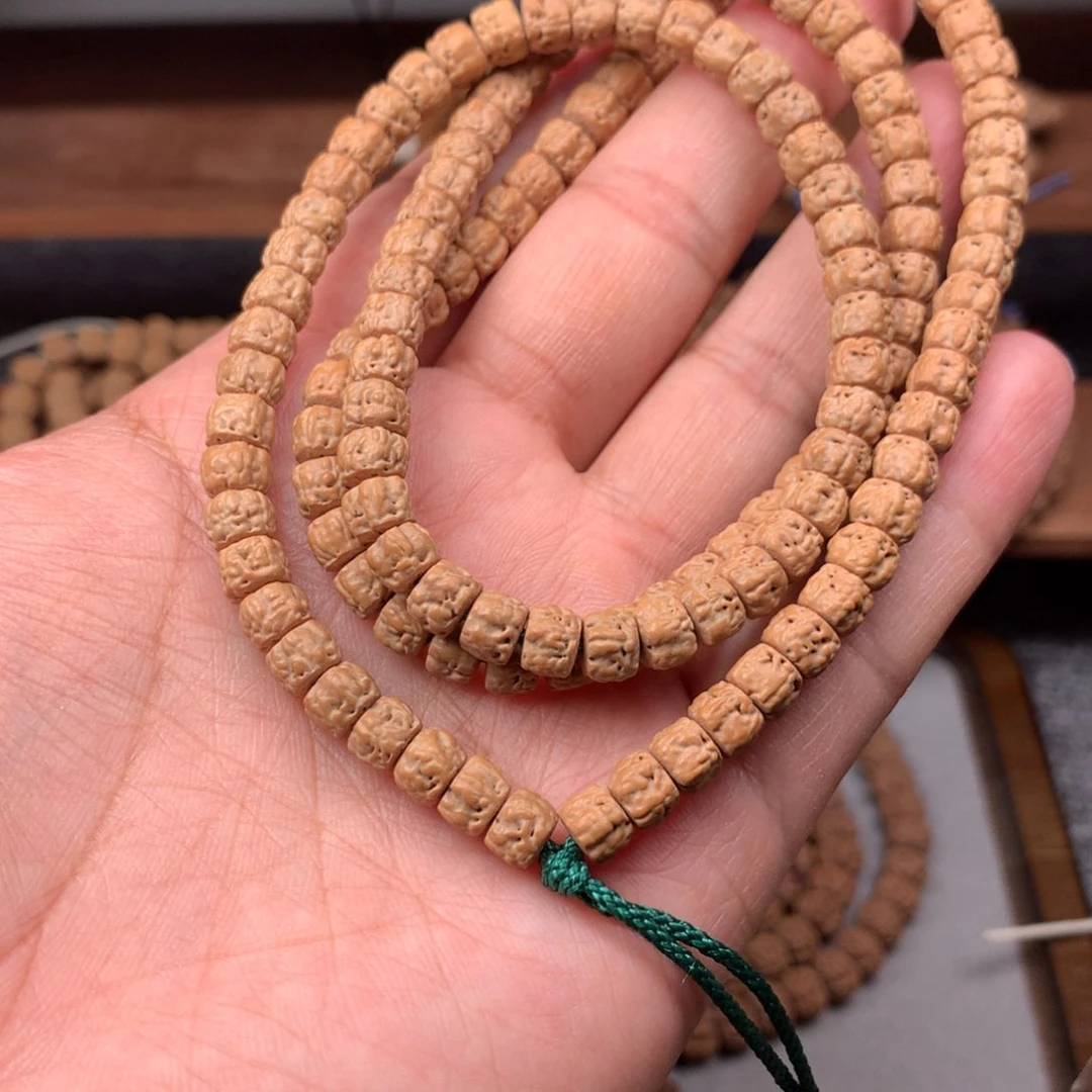 金刚菩提吊坠?*候佛手