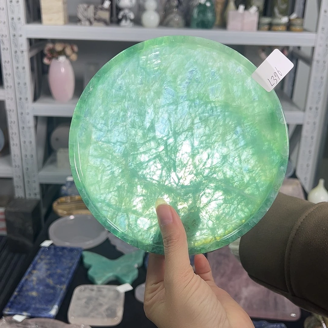 石材绿水晶。    396