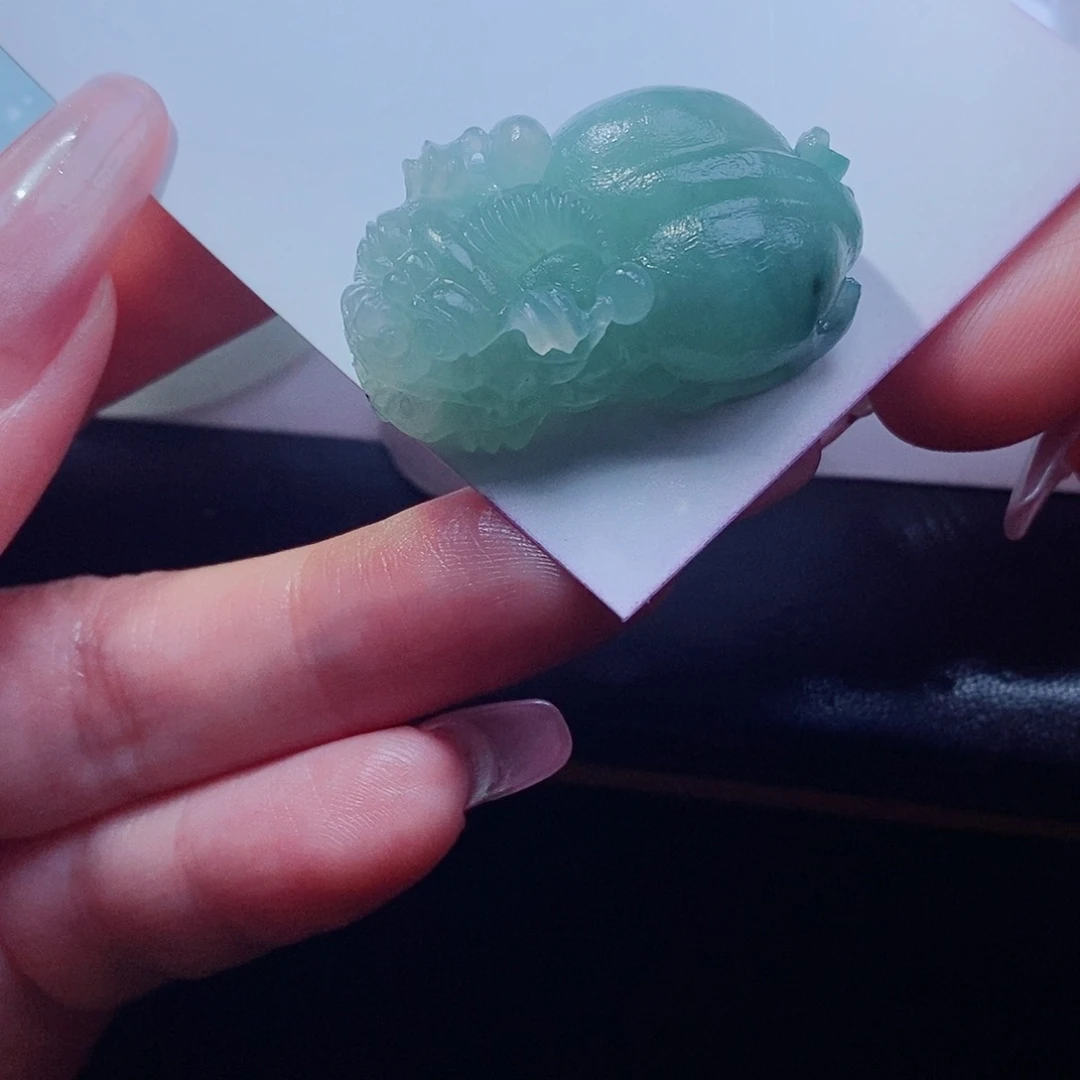 定制翡翠未镶嵌翡翠