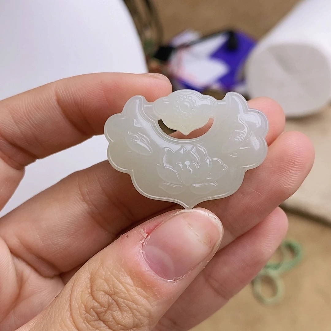 和田玉颈饰未镶嵌八****工