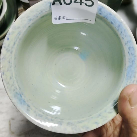 瓷片五厂，七厂各种摆件，瓷片，均有瑕疵！