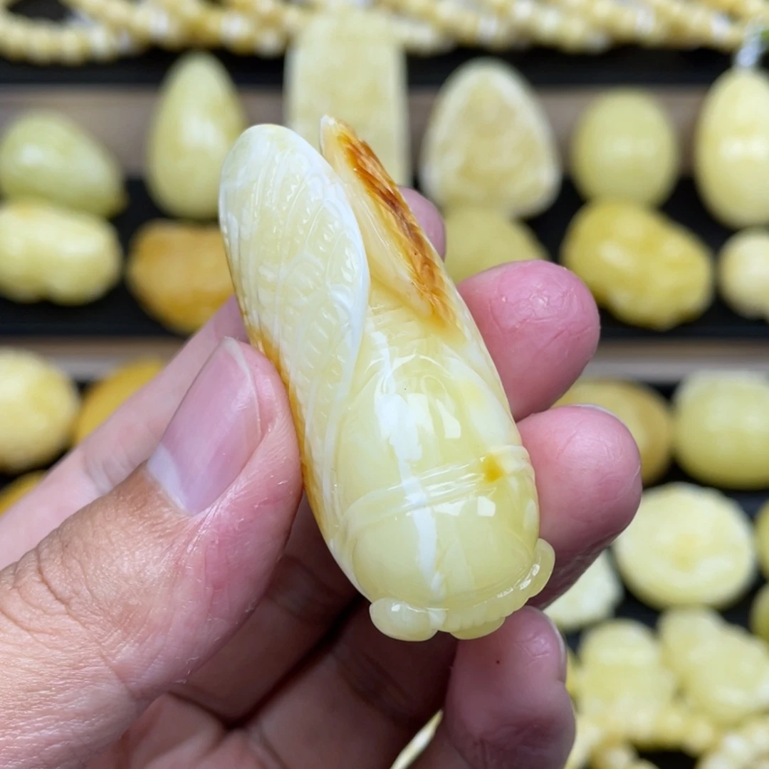 琥珀未镶嵌裸石琥珀蜜蜡