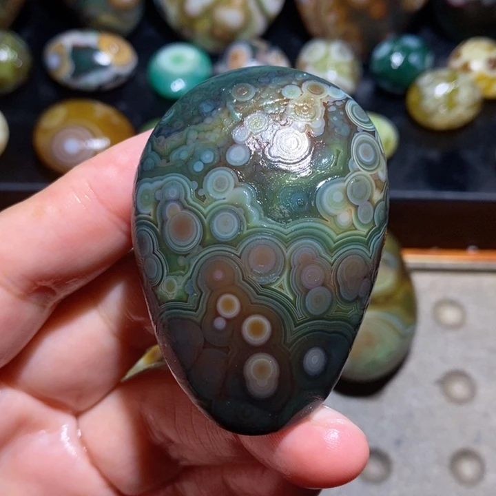 未镶嵌玛瑙/玉髓珠宝半成品41