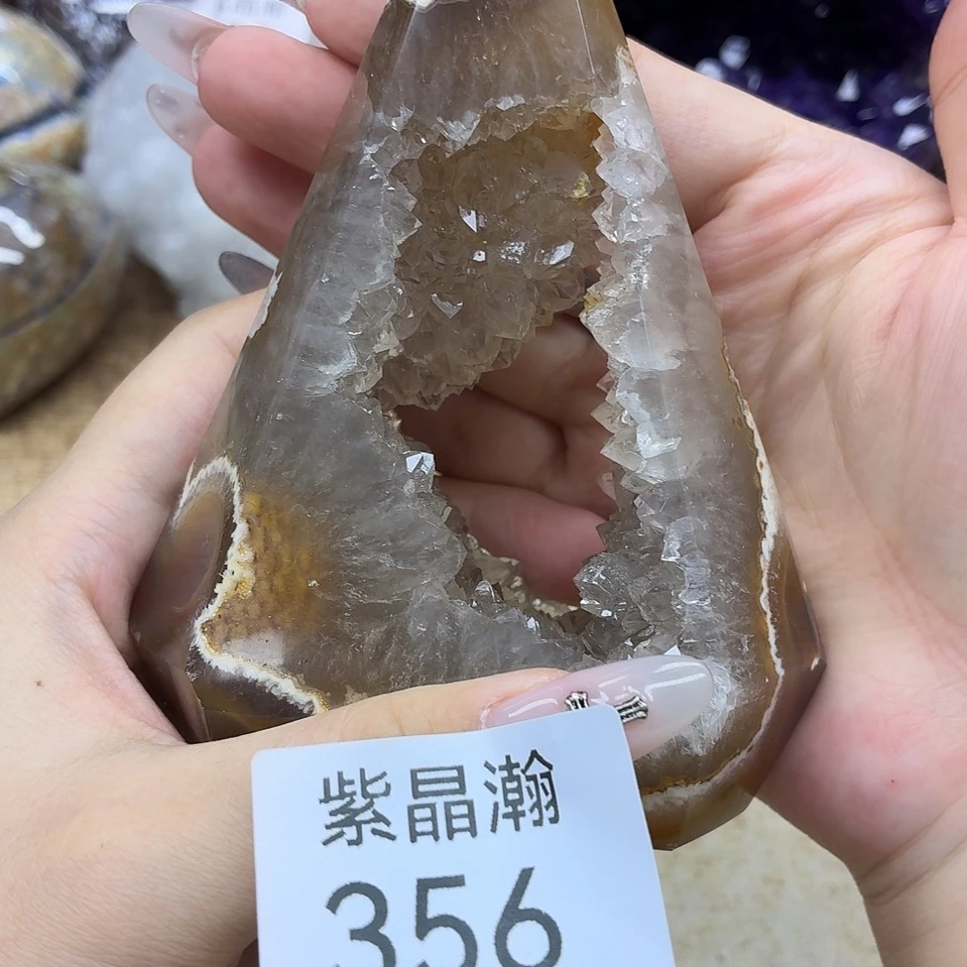 水晶未镶嵌大型摆件（非配饰）