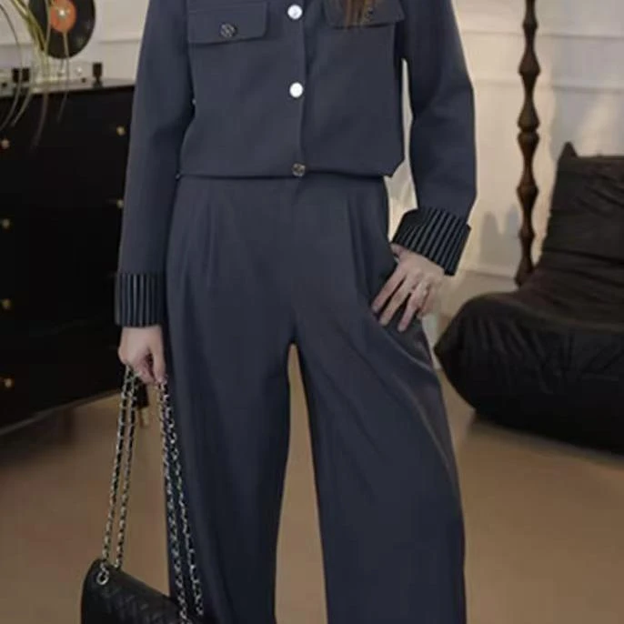 2025秋装设计师款时尚套装女 COCOB0025812