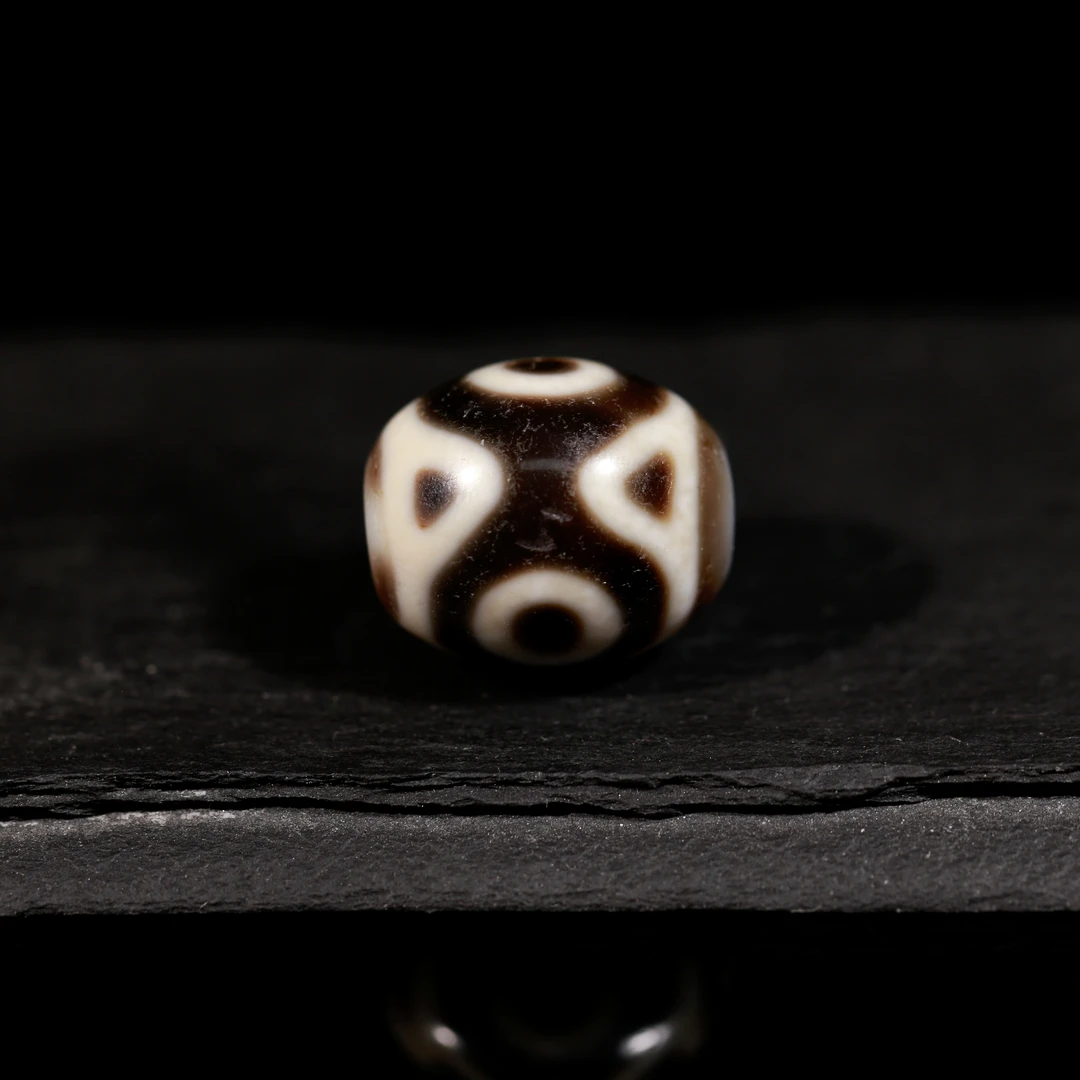 一代老台湾上肯天珠老超顶老许亲工金刚莲花三眼达洛玛瑙锁骨轻奢