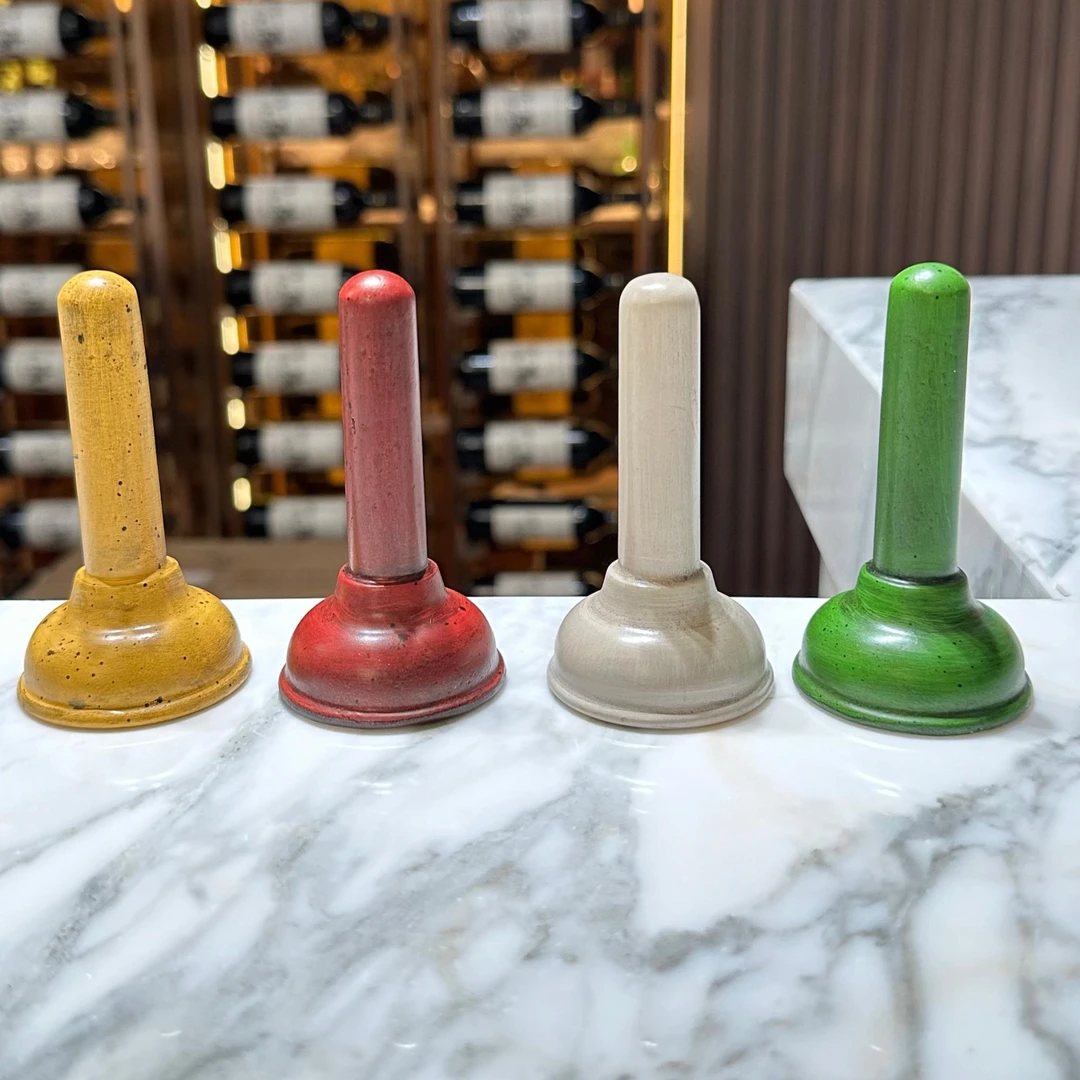 新木马桶塞啤酒开瓶器木制起子家用摆件多功能启瓶器简约创意