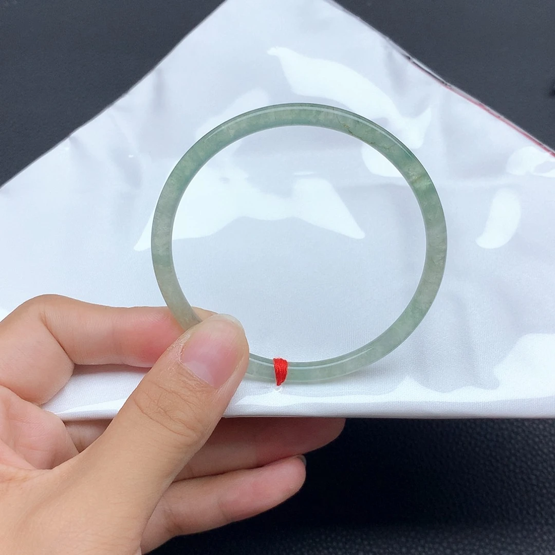 翡翠手镯未镶嵌58叮当