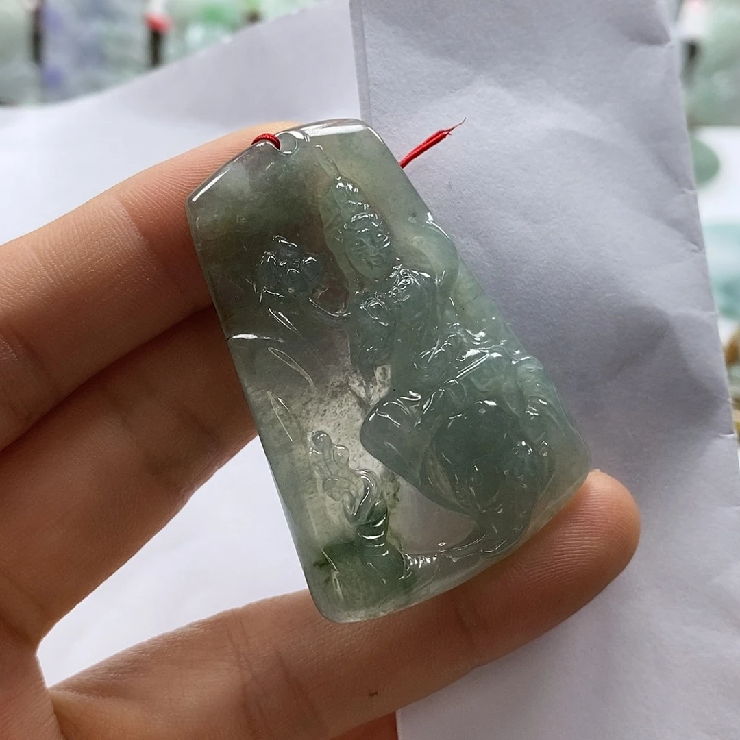 翡翠颈饰未镶嵌荒****为