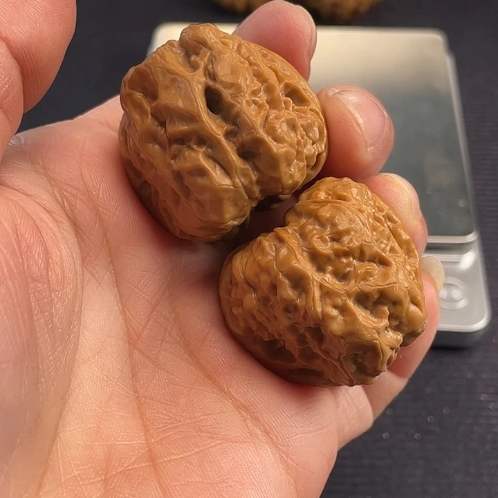 醉***阳文玩核桃吊坠蛙蛙