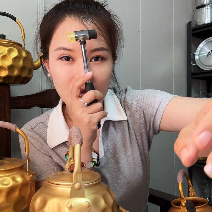 是***呀铝锤子哈哈哈哈哈小的