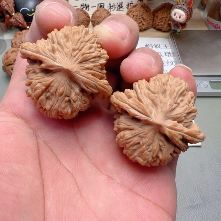 文玩核桃吊坠44尺全品四座楼