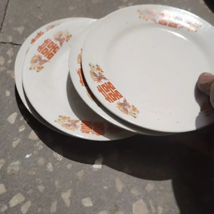 摆件陶瓷盘子碗啥都有