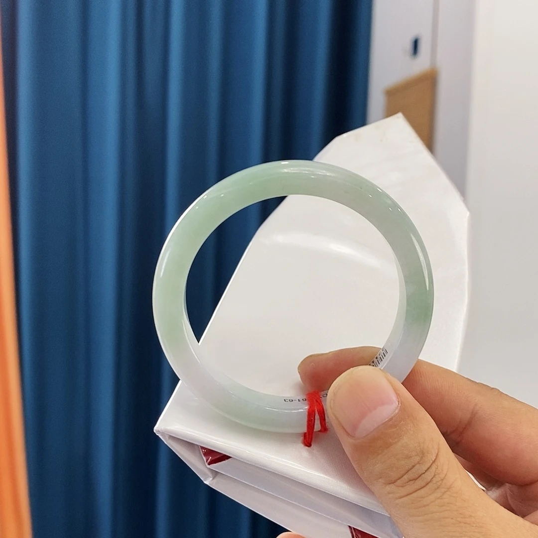 未镶嵌手镯翡翠翡翠