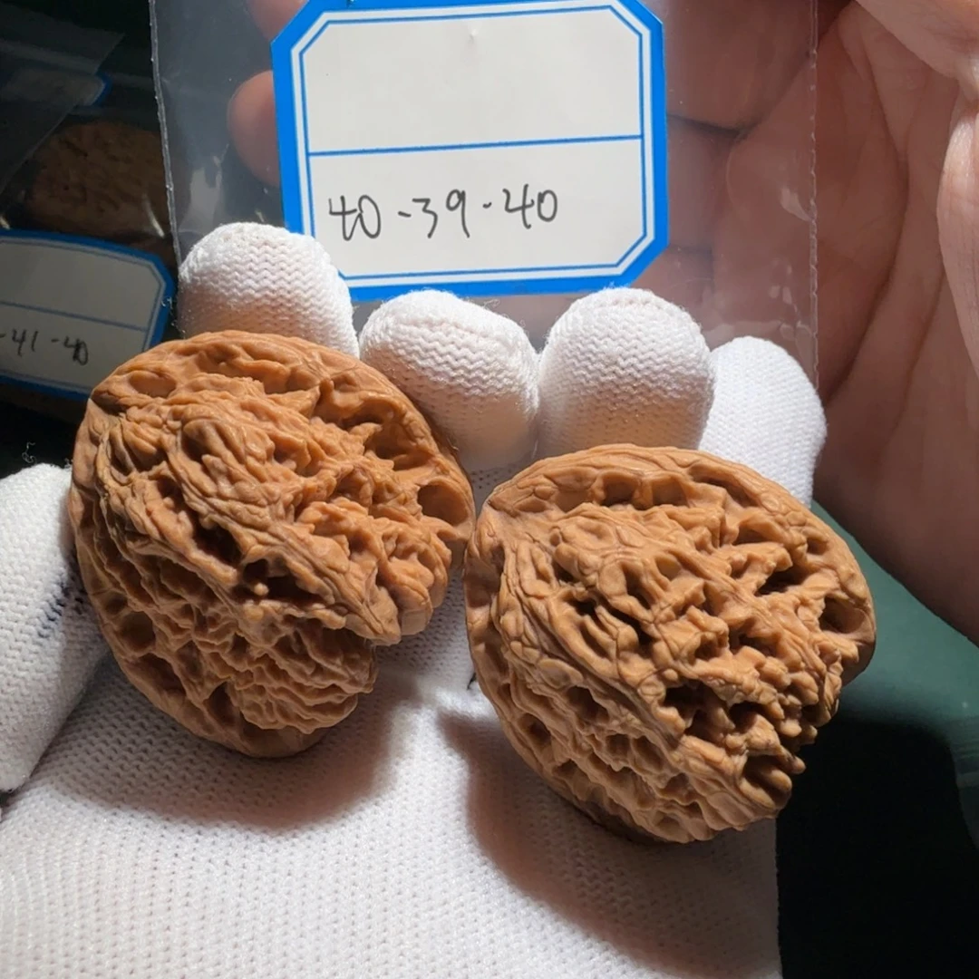 文玩核桃吊坠南疆66