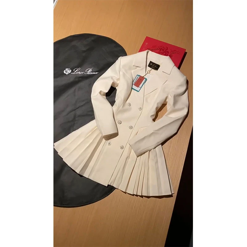 2025年秋装新款轻奢高级感洋气西装连衣裙名媛收腰显瘦时尚短裙潮