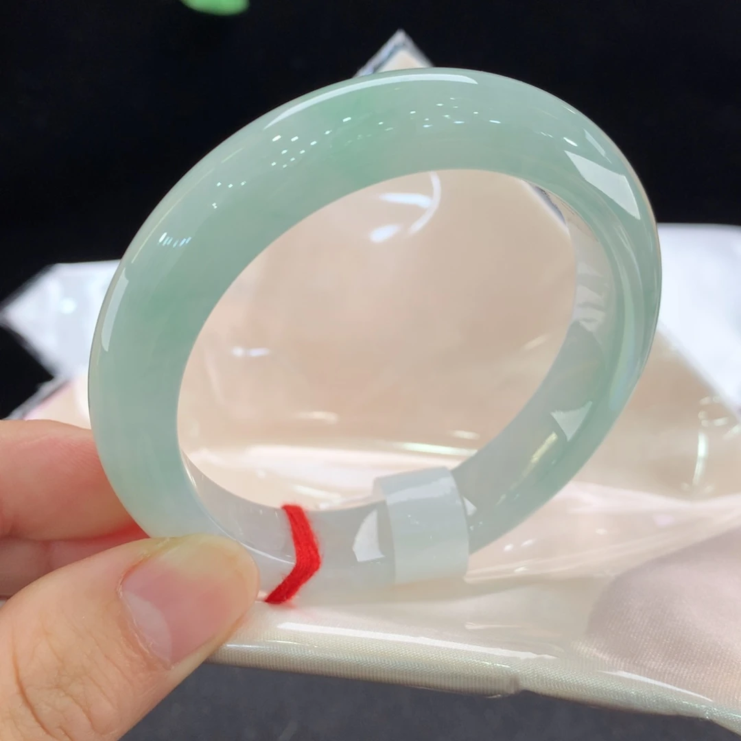 翡翠未镶嵌手镯0428