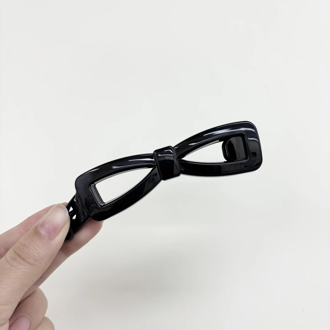 L219夕洛黑色蝴蝶结11cm香蕉夹抓夹时尚休闲百搭法式简约