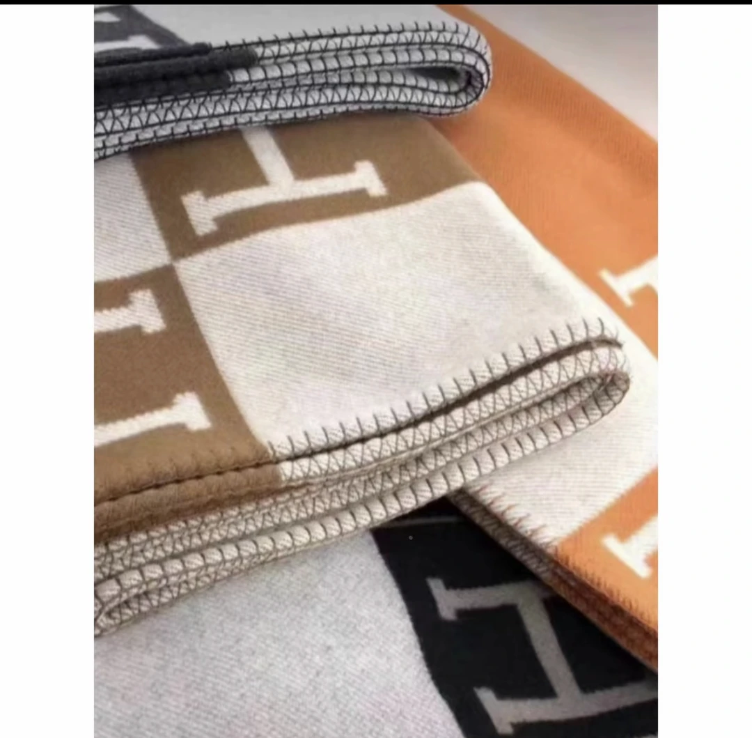 时尚羊毛毯保暖午睡毯高级