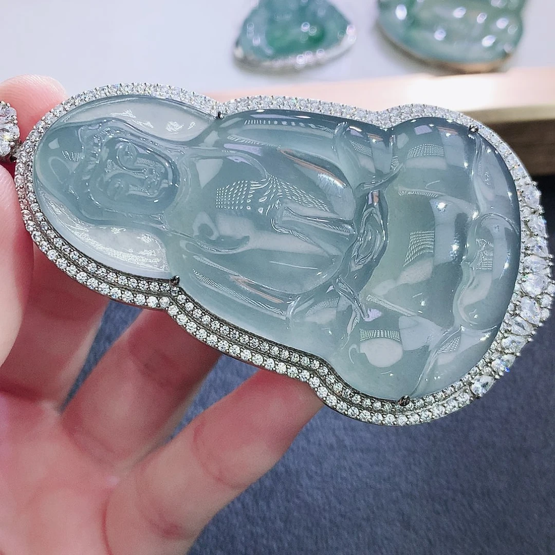 翡翠银S925镶嵌颈饰翡翠