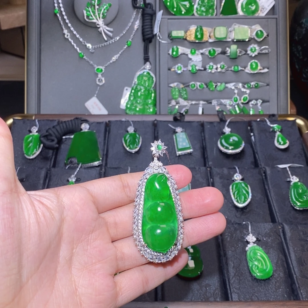 翡翠银S925镶嵌吊坠(不含链)豆子吊坠