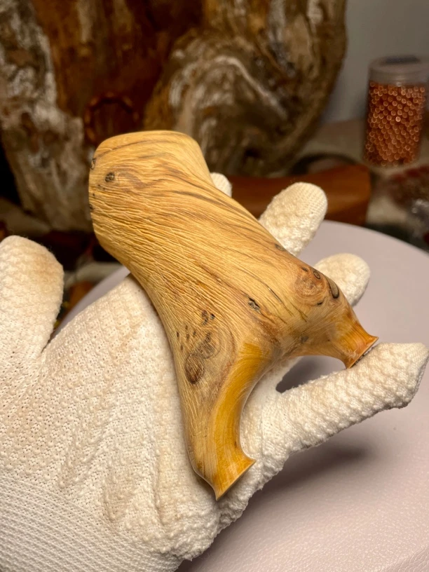 陈化崖柏右手随型弓8017自带香味