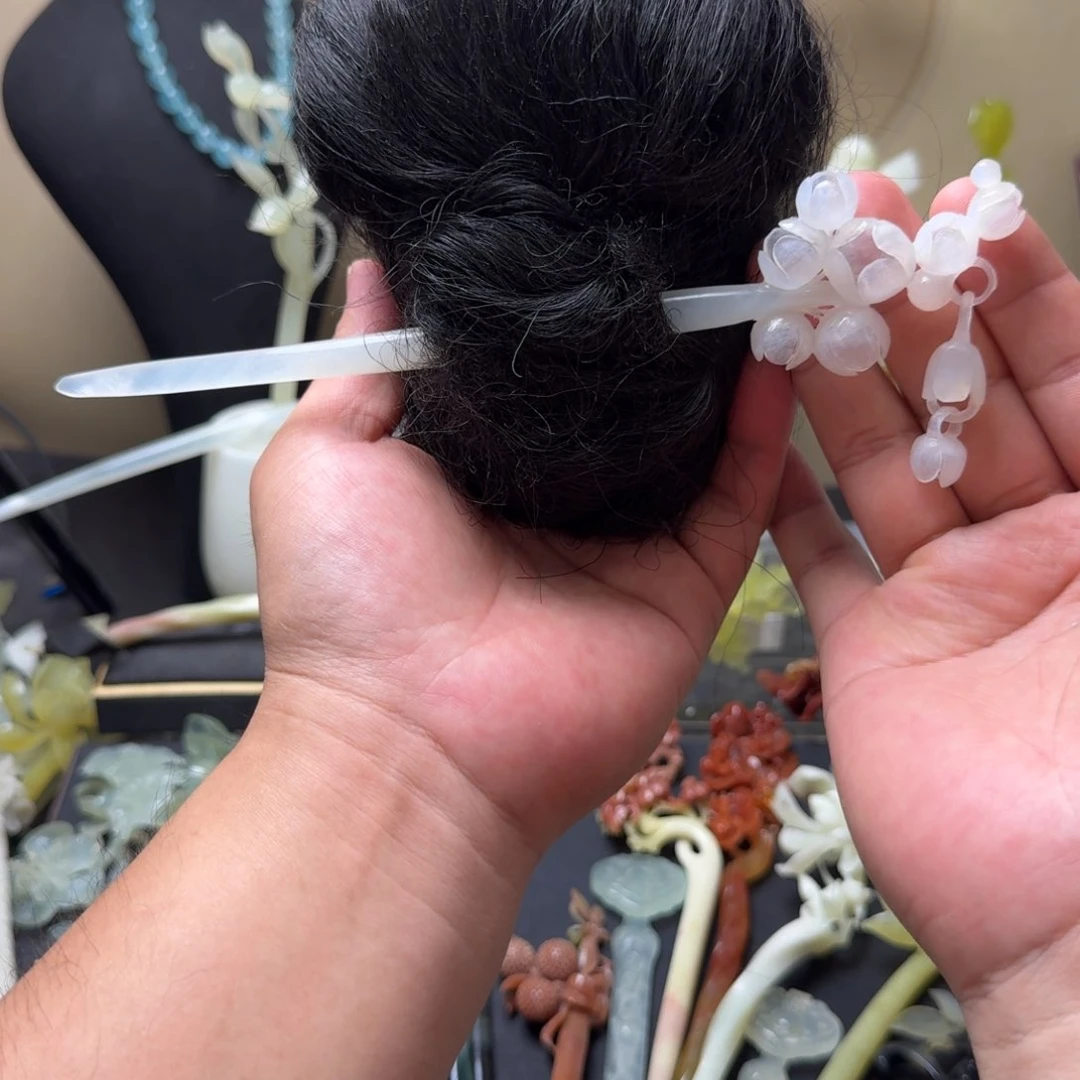 蛇纹石玉未镶嵌发饰