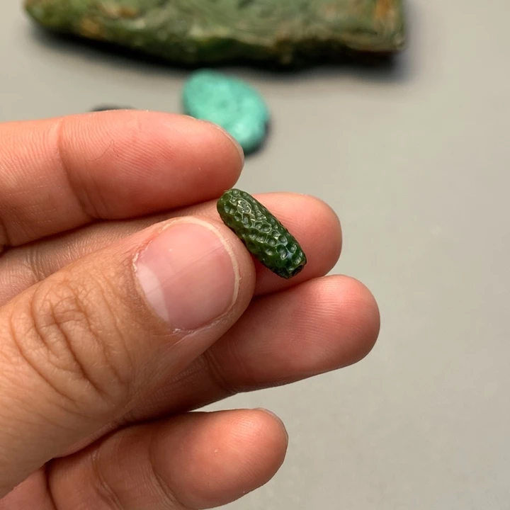 绿松石颈饰未镶嵌出*玩