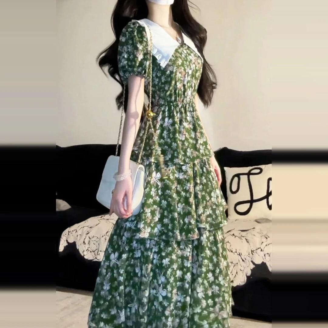 2025新款绿色娃娃领碎花连衣裙子女夏季温柔气质收腰绝美蛋糕长裙