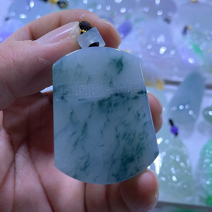 翡翠未镶嵌颈饰天然翡翠A货吊坠